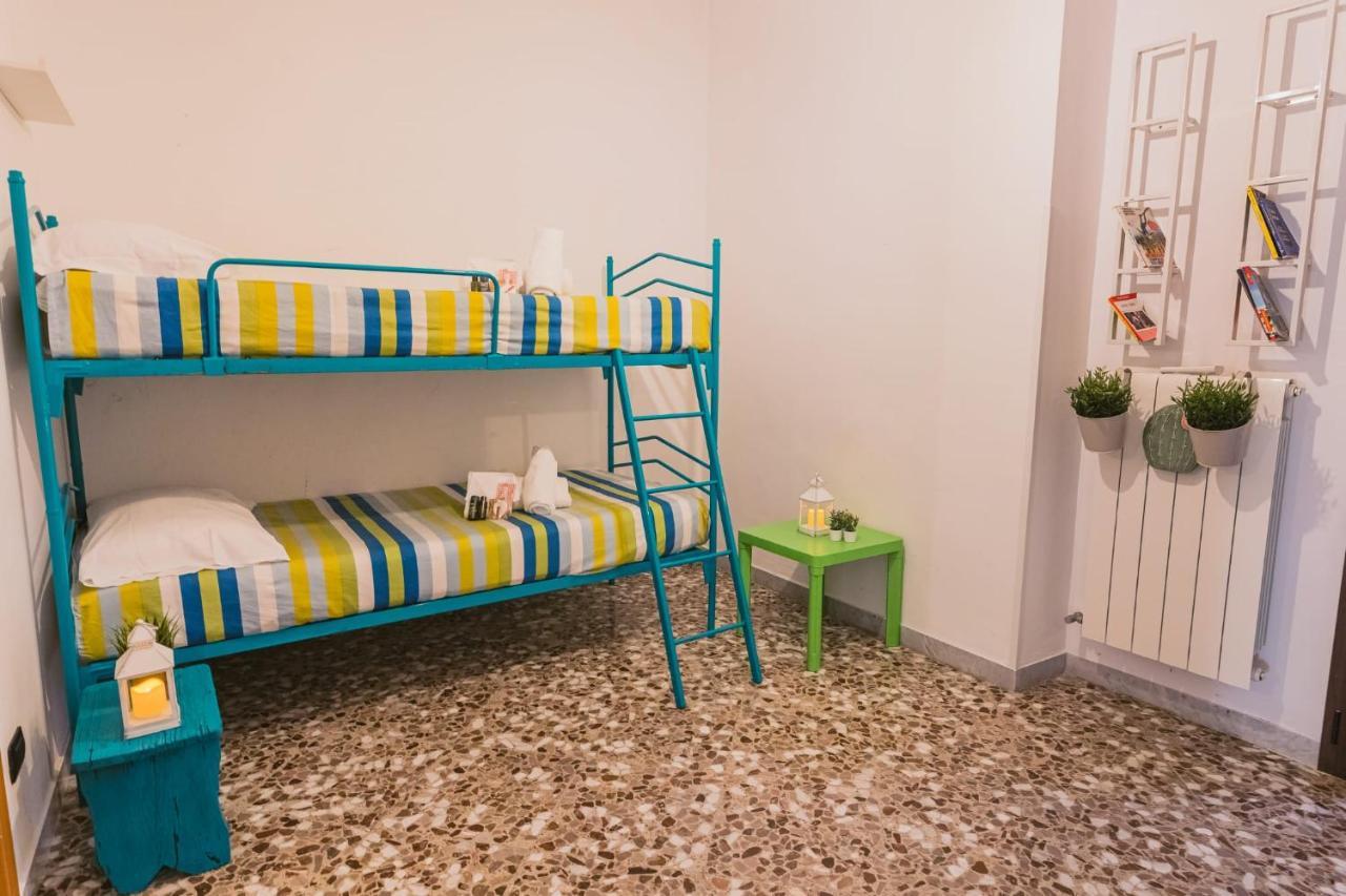 Casa Vacanze Il Mare Tra I Tetti - Relaxing Terrace & Sea View Villa Monopoli Eksteriør billede