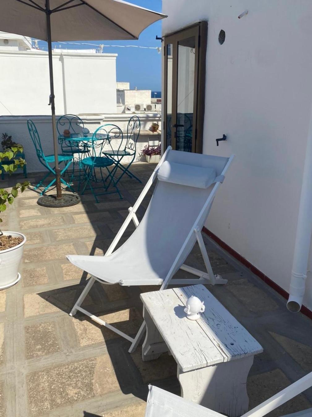 Casa Vacanze Il Mare Tra I Tetti - Relaxing Terrace & Sea View Villa Monopoli Eksteriør billede